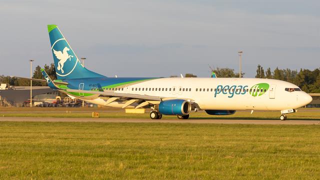 VP-BZY:Boeing 737-900:Pegas Fly